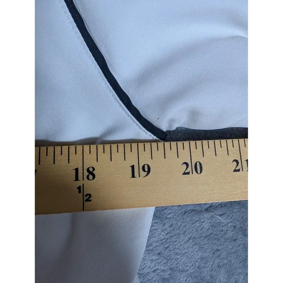 Nike Air Womens M White Black Chevron Full Zip Mock Neck Track Jacket Windbreake - Picture 10 of 10